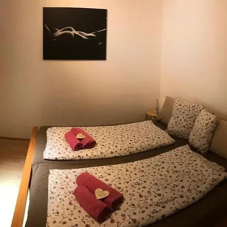 Georgihof Im Park Appartement