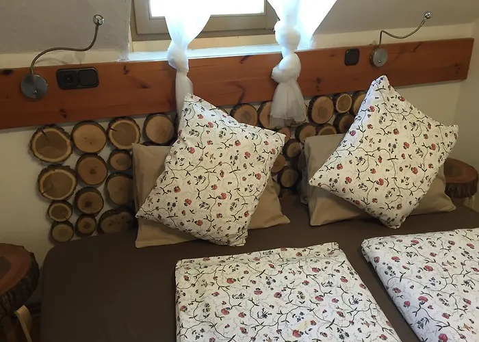 Georgihof Im Park * אונטרבורג אם קלופינר סי